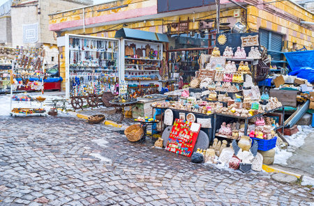 The store with the local hand made souvenirs in Uchisar, Capadocia, Turkey.のeditorial素材