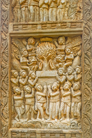 Relief of Torana gateway of Mihintale Stupa, the replica of Great Stupa in Sanchi, panel depicts the worshipers at the Bodhi Tree, Sri Lanka.のeditorial素材