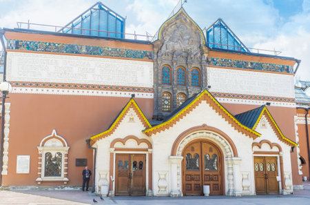 MOSCOW, RUSSIA - MAY 9, 2015: The frontage of the The State Tretyakov Gallery located on the Lavrushinsky Lane, on May 9 in Moscow.fのeditorial素材