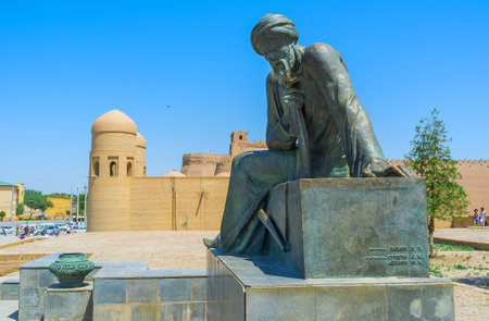 KHIVA, UZBEKISTAN - MAY 4, 2015: The monument to the ancient scientist - mathematician, astronomer and geographer Muhammad ibn Musa al-Khwarizmi, on May 4 in Khiva.のeditorial素材