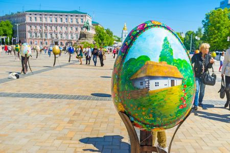 KIEV, UKRAINE - APRIL 29, 2016: The giant Easter eggs is painted with reproduction of famous picture, on April 29 in Kievのeditorial素材