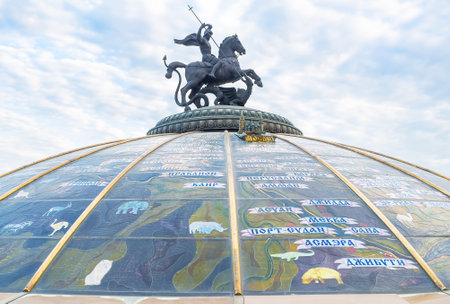 MOSCOW, RUSSIA - MAY 11, 2015: The cupola of fountain Hours of the World, depicts main cities of North Hemisphere of Earth, with the sculpture of George the Victorious on the top, on May 11 in Moscowのeditorial素材