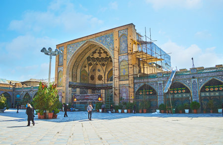 TEHRAN, IRAN - OCTOBER 11, 2017: The  courtyard of Shah's Mosque, also named Soltani or Imam Mosquw with beautiful entrance portal and row of arched windows, on October 11 in Tehran.のeditorial素材