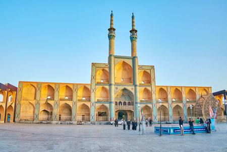 YAZD, IRAN - OCTOBER 17, 2017: Amir Chakhmaq Complex is the most notable landmark of the city, on October 17 in Yazdのeditorial素材