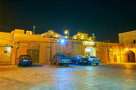 YAZD, IRAN - OCTOBER 17, 2017: The view on traditional Karizma cafe in olt town of Yazd, on October 17 in Yazdのeditorial素材