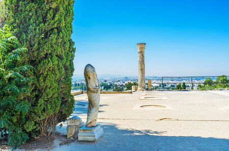 The artifacts of Carthage archaeological site on panoramic terrace, overlooking the landscapes around Byrsa Hill, Tunisia.のeditorial素材