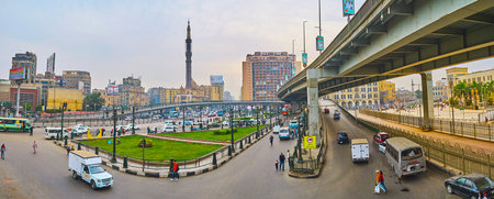 CAIRO, EGYPT - DECEMBER 22, 2017: Panorama of busy Ramses square with comlex road junction, heavy traffic and chaotic pedestrian movement, on December 22 in Cairo.のeditorial素材
