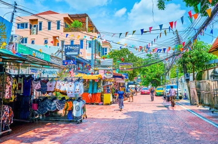 BANGKOK, THAILAND - APRIL 22, 2019: The popular Ram Buttri road with variey of tourist clothing shops and restaurants, on April 22 in Bangkokのeditorial素材