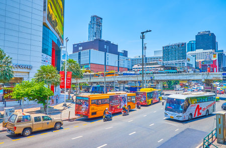 BANGKOK, THAILAND - APRIL 24, 2019: The modern district of the city with numerous shopping malls and hotels stretching along the large Ratchaprarop road, on April 24 in Bangkokのeditorial素材