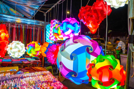 BANGKOK, THAILAND - APRIL 24, 2019: The bright handmade colorful lanterns in the souvenir stall in Khaosan road, on April 24 in Bangkokのeditorial素材