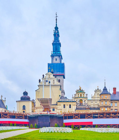 The view from the outer park on the medieval buildings of Jasna Gora monastery with its Basilica and high bell tower, Czestochowa, Polandのeditorial素材
