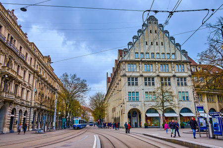 ZURICH, SWITZERLAND - APRIL 3, 2022: Stunning historic architecture of Altstadt district, Bahnhofstrasse, on April 3 in Zurich, Switzerlandのeditorial素材