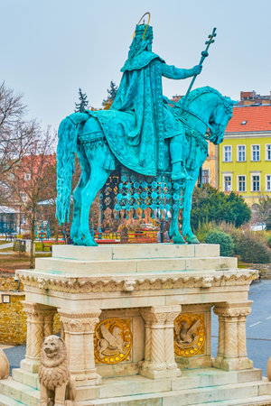 Holy Trinity Square of Fisherman's Bastion and St Stephen statue, Budapset, Hungaryの写真素材