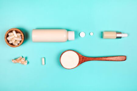 Different types of collagen. Powder, capsules, tablets and fluid.の写真素材