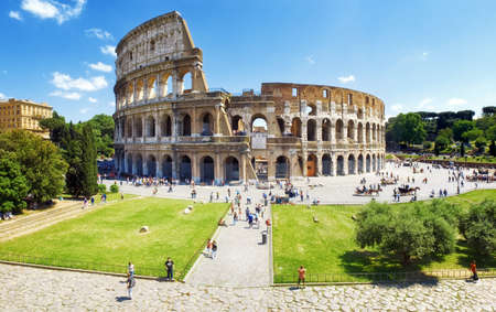 Panoramic view of the Colosseum and the homonymous square on a clear summer day, Rome, Italy, Europe ..のeditorial素材