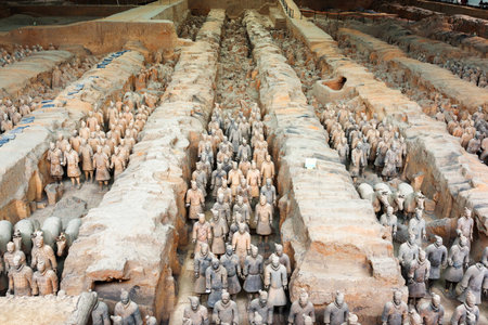 XI'AN, SHAANXI PROVINCE, CHINA - OCTOBER 28, 2015: View of corridors with ranks of terracotta soldiers. The Terracotta Army, the Qin Shi Huang Mausoleum of the First Emperor of China.のeditorial素材