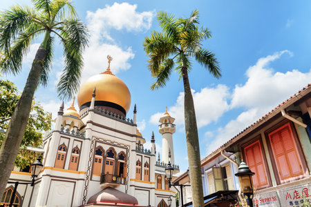 Singapore - February 19, 2017: Beautiful view of Masjid Sultan (Sultan Mosque) at Muscat Street. Muslim quarter at the Kampong Glam of Singapore is a popular tourist destination of Asia.のeditorial素材