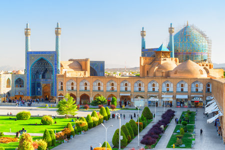 Isfahan, Iran - 23 October, 2018: Gorgeous view of the Shah Mosque (Imam Mosque) at Naqsh-e Jahan Square. The Muslim place is a popular tourist attraction of the Middle East. Persian architecture.のeditorial素材