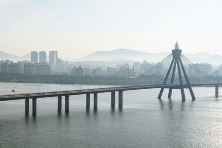 Amazing view of Bridge over the Han River (Hangang) at downtown of Seoul in South Korea. Scenic cityscape. Seoul is a popular tourist destination of Asia.のeditorial素材