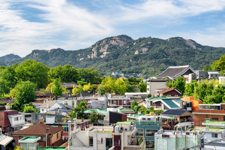 Seoul, South Korea - October 15, 2017: Scenic autumn cityscape in Seoul, South Korea. Seoul is a popular tourist destination of Asia.のeditorial素材