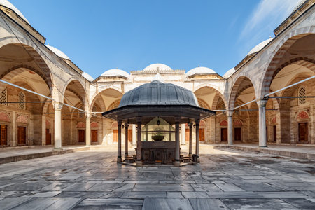 Ablution fountain in the middle of courtyard of the Sehzade Mosque in Istanbul, Turkey. The Ottoman imperial mosque is a popular destination among tourists and pilgrims in the world.のeditorial素材