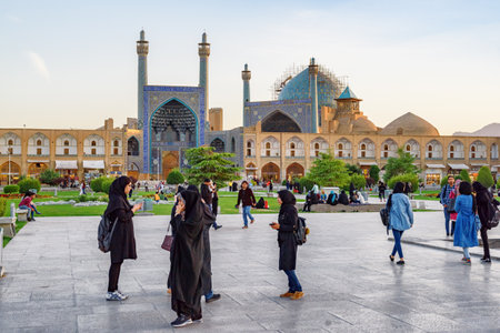 Isfahan, Iran - 24 October, 2018: Awesome view of Naqsh-e Jahan Square and the Shah Mosque (Imam Mosque). The Muslim place is a popular tourist attraction of the Middle East. Persian architecture.のeditorial素材