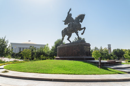 Tashkent, Uzbekistan - 2 September, 2022: View of Monument of Amir Timur (Tamerlane). The Turco-Mongol conqueror bronze figure sitting on a horse is a popular tourist attraction of Central Asia.のeditorial素材