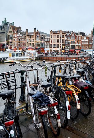 Amsterdam, Netherlands - November 22 2017 Bicycle Parking Autumnのeditorial素材