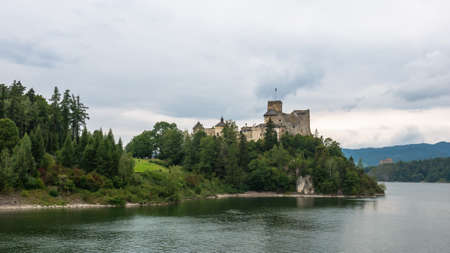 Scenic view of Szczawnica village, southern Poland. Summer in Pieniny Mountains.のeditorial素材