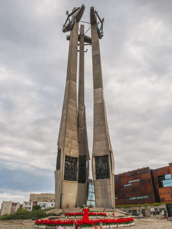 Gdansk, Poland. 09/16/2020. ESC European Solidarity Center and Monument to the fallen Shipyard Workers 1970, Gdansk, Poland.のeditorial素材