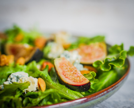 salad with figs