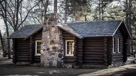 Log Cabin In The Woods. Visitors center for the Huron National Forest. Built by the CCC in the 1930's, this is a public building in a federal park and not a privately owned property or residence.のeditorial素材