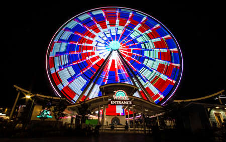 Pigeon Forge, Tennessee, USA - May 15, 2017: The Great Smoky Mountain Sky Wheel located at the Island amusement and shopping mall in Pigeon Forge, Tennessee.のeditorial素材