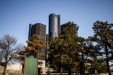 Detroit, Michigan, USA - March 18, 2018: Exterior of the Renaissance Center towers with historical marker about the French explorer Cadillac and the founding of Detroit.のeditorial素材