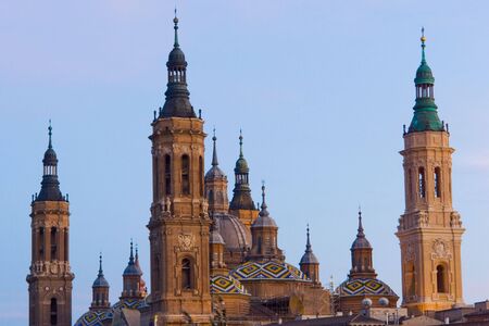 The basilica of El Pilar, Zaragozaの写真素材