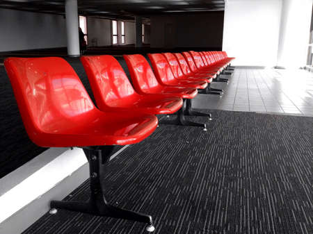Red chairの素材