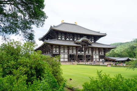Nara, Japan - July 23, 2016 : The bigest wooden buddhist temple in Todai-ji temple at Nara, Japan.のeditorial素材
