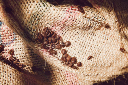 Coffee beans on the rustic bag. Horizontalの写真素材