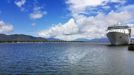 Cairns Pier with cruise vessel in the portの写真素材