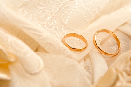 wedding, bride, married, love, women, happiness, dress, people, romance, celebration, couple, cheerful, female, flower, smiling, beautiful, adult, togetherness, young, bouquet, outdoors, men, ceremony, two, newlywed, lifestyles, white, reception, male, beの写真素材