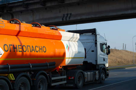 Road freight transport, logistics, healthcare and retail, health and safety are the concerns of freight carriers. healthy and safe protocols in the work environment. Russia Chelny 05 11 2020のeditorial素材