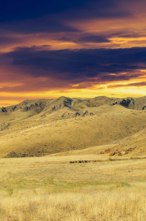 Explore the majestic beauty of the summer steppe. Discover the rich history and culture along the river. Embark on an unforgettable journey through breathtaking landscapes.の写真素材