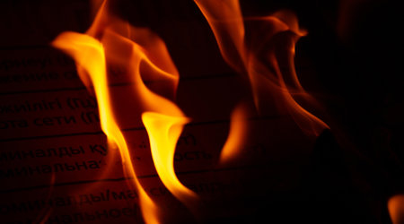 Fire in the fireplace. There is something very romantic about a real fire, but why? We guess why we associate this dancing flame with the mood of desire,の写真素材