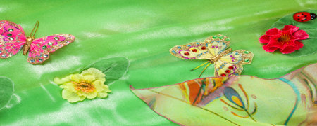 seamless. green-yellow-red fabric inlaid with flora and fauna. dress. Flexibility with yourself and your appearance shows self-confidence. Are you ready to paint on canvas with what comes from youの写真素材