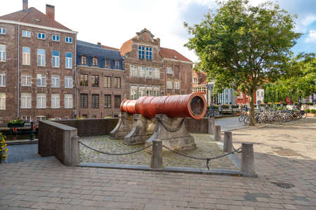 GENT, BELGIUM - JULY 6, 2016 : Big medieval cannon in Ghent. It was used for war in 15th century.のeditorial素材