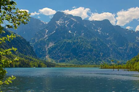 Lake and mountains, Almsee Grünau Austriaの写真素材