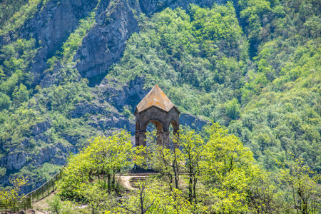 Harsnadzor Watchtower. The watchtower point remains directly above the gorge â the third in a chain of warnings developed in the Zangezur Mountains in case of enemy attackの写真素材