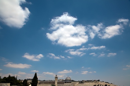 Al-Aqsa mosque in the old city of Jerusalem as viewed from the rooftops of the Jewish Quarter.の写真素材