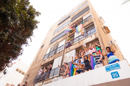 Tel-Aviv, Israel - June 7, 2013: People partying at the annual gay parade in the streets of Tel-Aviv.のeditorial素材