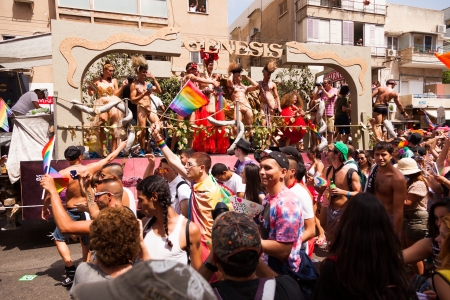 Tel-Aviv, Israel - June 7, 2013: People partying at the annual gay parade in the streets of Tel-Aviv.のeditorial素材